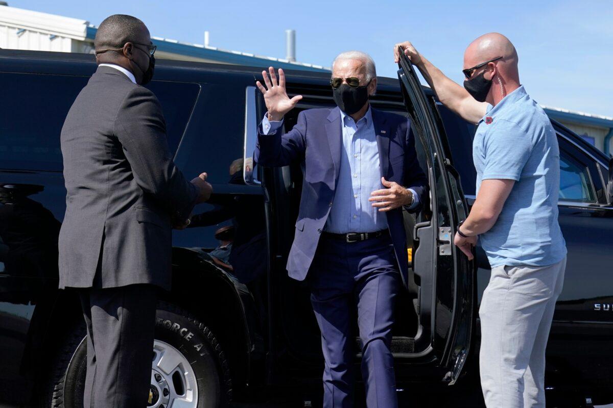 Democratic presidential candidate former Vice President Joe Biden arrive to board a plane at New Castle Airport in New Castle, Del., on Sept. 7, 2020. (Carolyn Kaster/AP Photo)