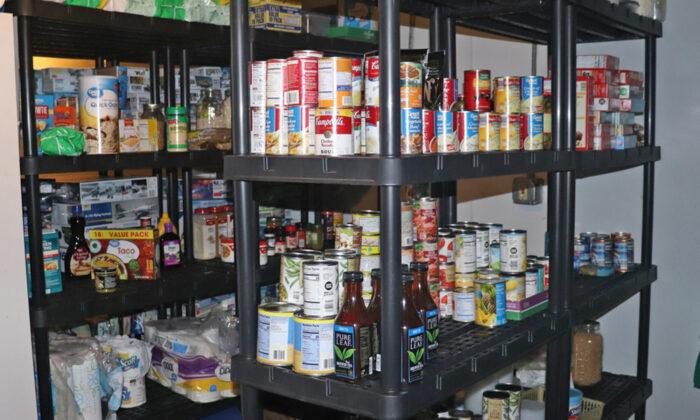 New Jersey Chef Turns Garage Into Free Food Pantry for Anyone in Need During Pandemic