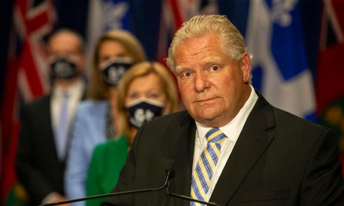 Ford Accuses Ottawa of Failing to Enforce Quarantine Orders in Ontario