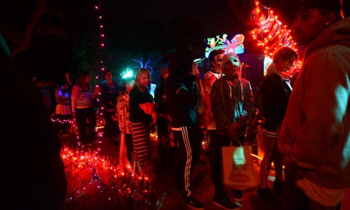 Los Angeles Officials Revise Ban on Halloween Activities