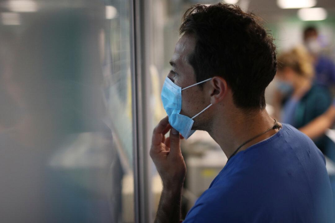 COVID Beds Fill Up as Virus Pressure Builds in Marseille