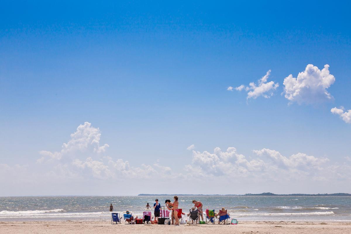 A family enjoys a day at Edisto Beach. (Courtesy of Discover South Carolina)