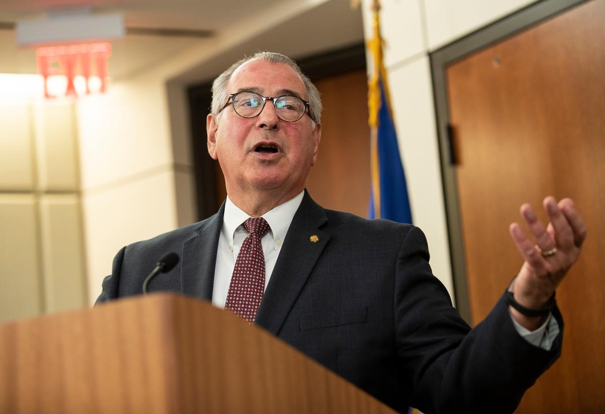 Judge Disqualifies District Attorney From Trial of Officers Involved in George Floyd Arrest