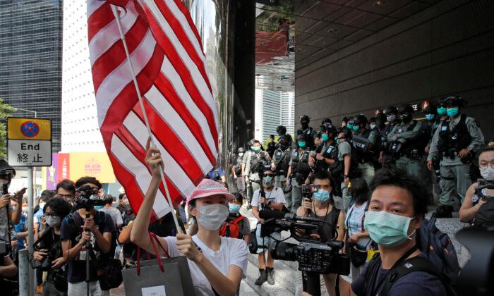 US Issues Sweeping New Travel Warning for China, Hong Kong