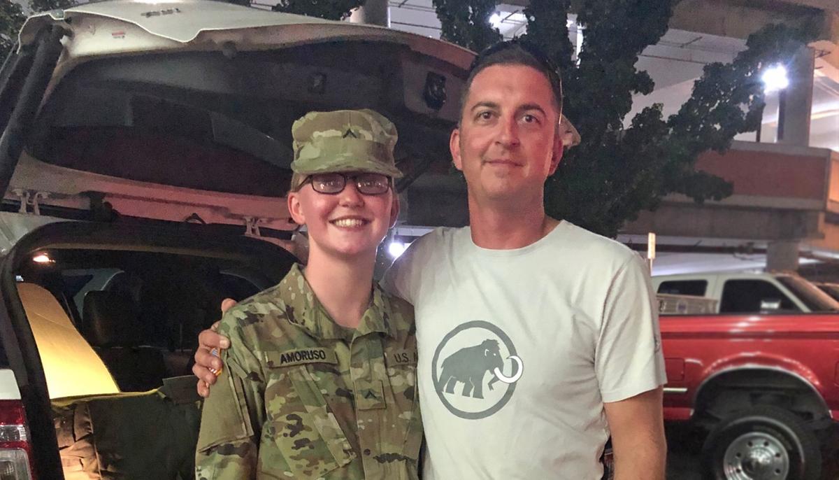 17-Year-Old Completes Combat Training Course, Aims to Become Army Medic Like Her Dad