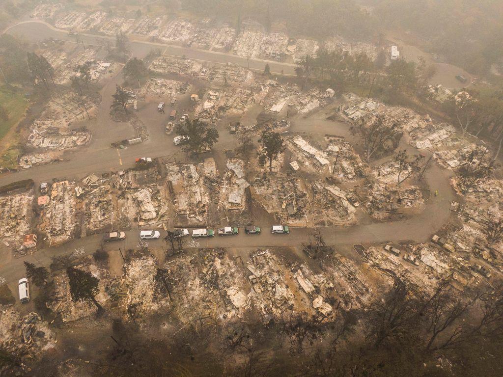 Search-and-rescue vehicles from the Jackson County Sheriff's Office at a burnt mobile-home park in Ashland, Ore., on Sept. 11, 2020. (David Ryder/Getty Images)