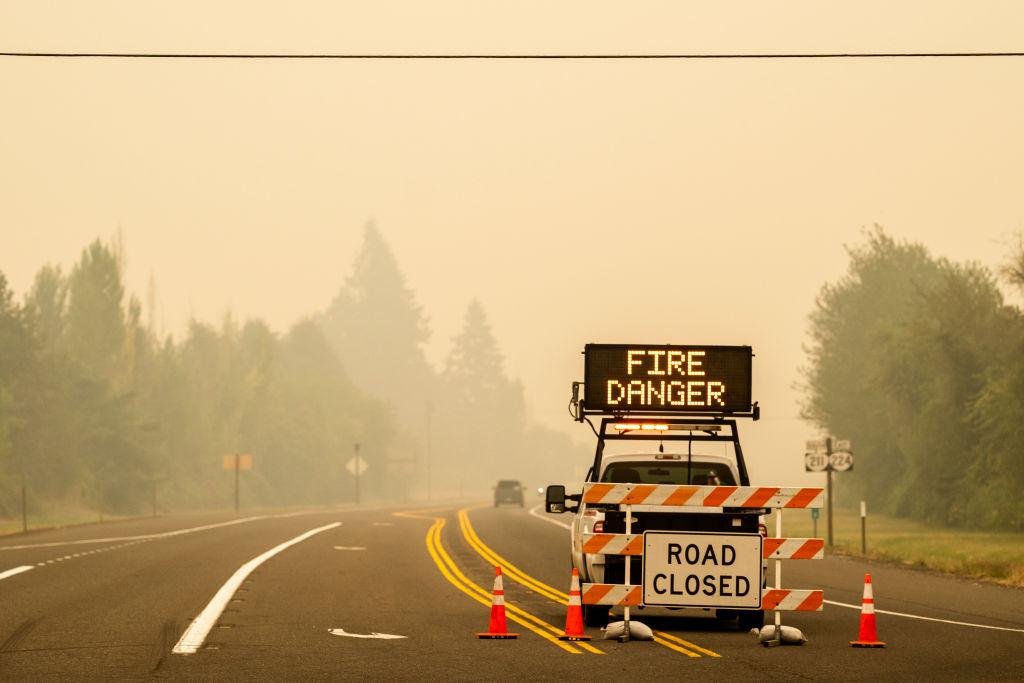 A fire warning is erected in Estacada, Ore., on Sept. 10, 2020 (Nathan Howard/Getty Images)