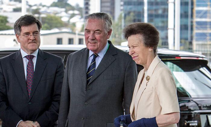 Australian Federal MP John McVeigh Quits Parliament