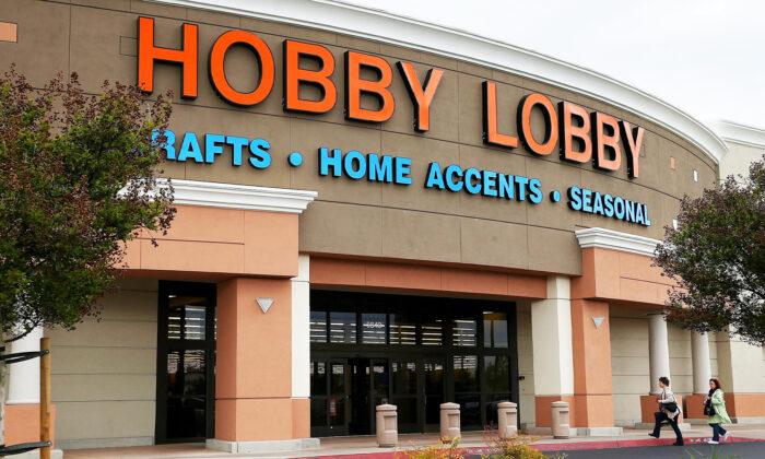 Hobby Lobby Raises Minimum Wage to $17 per Hour for Full-Timers Amidst ‘Challenging’ Year
