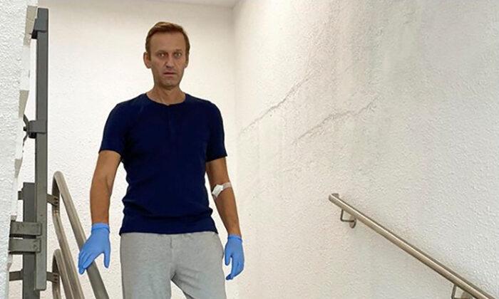 Navalny’s Blood Showed Traces of Nerve Agent Novichok, OPCW Says