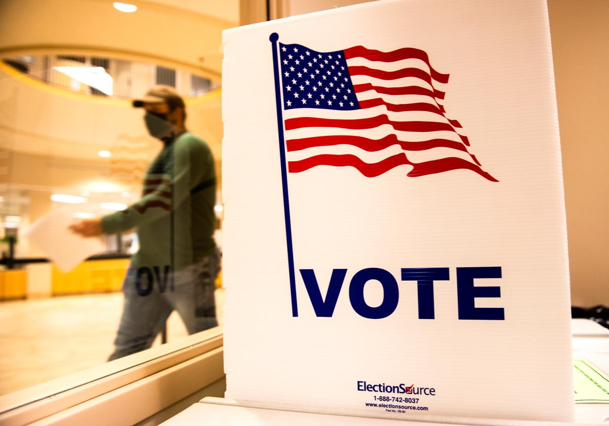 Florida Officials Foil Plot to Register Dead People as Democratic Voters