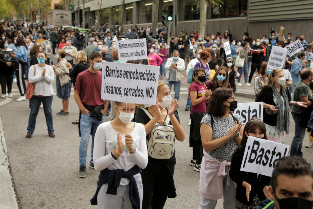 Madrid Residents Protest Localized Lockdowns