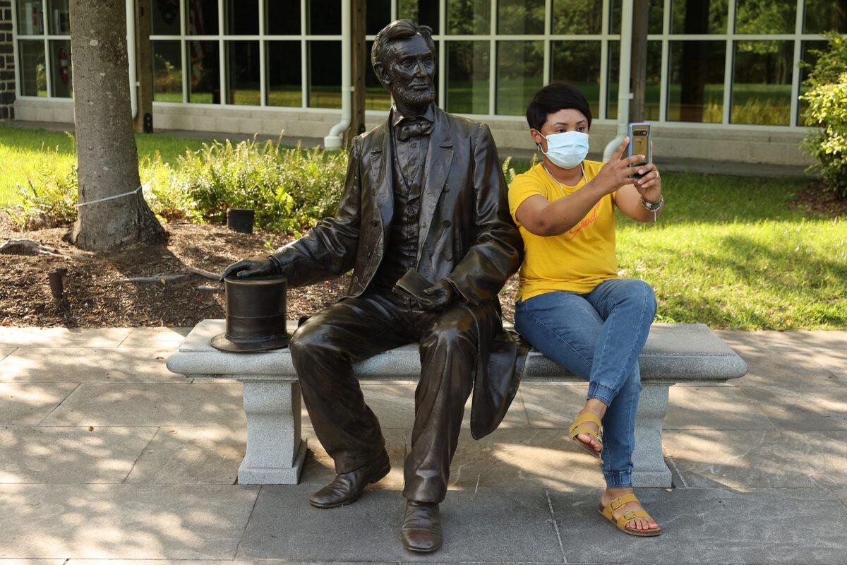 Nicolette Holness of Bismarck, N.D., takes a selfie while visiting Gettysburg, Penn., on Aug. 11, 2020. (Chip Somodevilla/Getty Images)