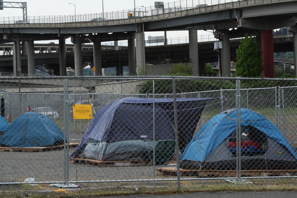 Homeless in the city of Portland, Ore. (Robert P. Alvarez/Shutterstock)
