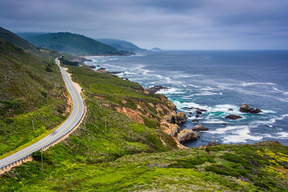 A stretch of the Pacific Coast Highway near Garrapata State Park. (Jon Bilous/Shutterstock)