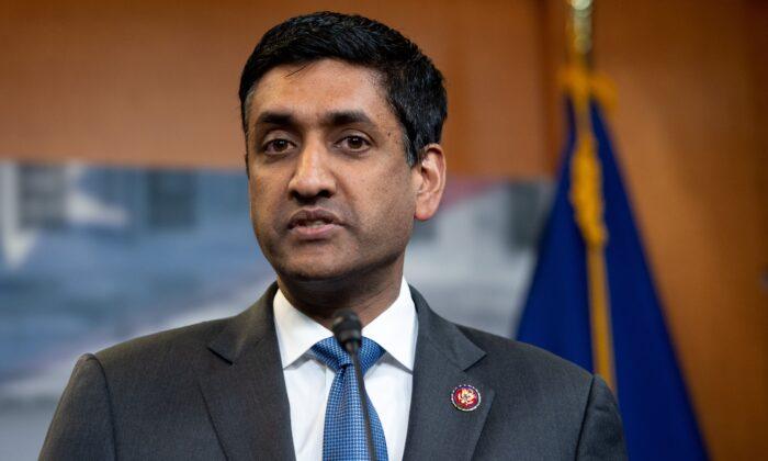 Rep. Ro Khanna Calls for Free Public Colleges Over Fears Student Debt Forgiveness Will See Tuition Fees Hiked