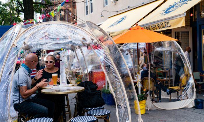 Space Bubbles Ease New York Restaurant Troubles