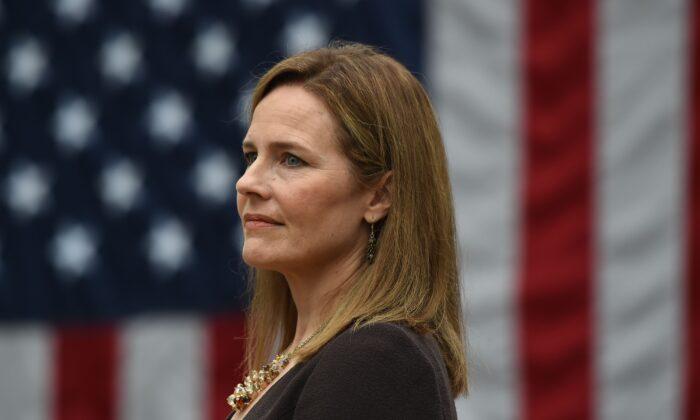 Voters Split on Whether Amy Coney Barrett Should Be Confirmed to Supreme Court: Polls