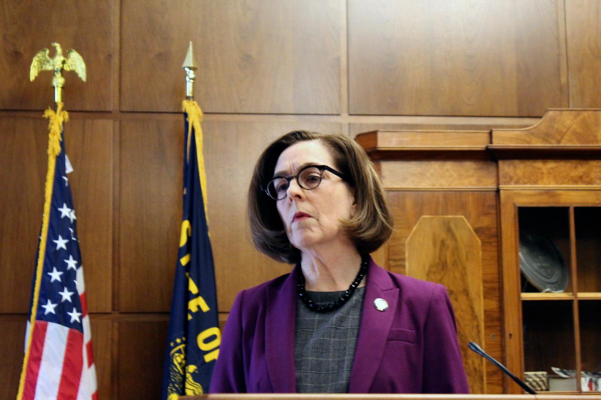 Judge Rejects Oregon State Police Troopers' Request to Stop Governor's Vaccine Mandate