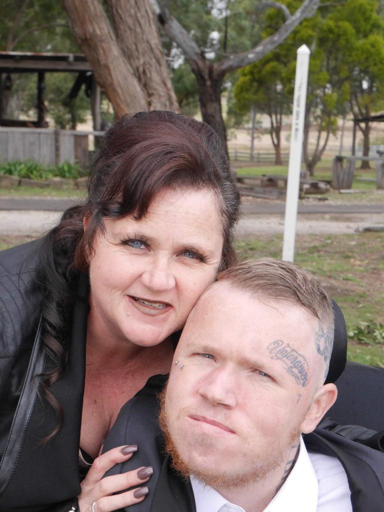 Brenton with his mother, Kylie. (Courtesy of Natalie Dunn via <a href="https://www.facebook.com/chrissie.wells.1">Chrissie Smith</a>)