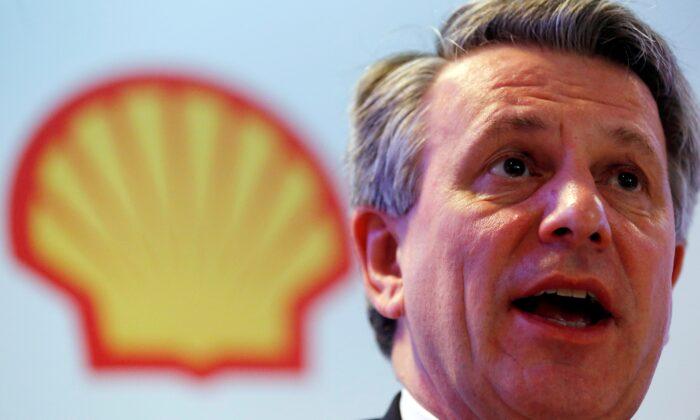 Shell CEO Warns About Impossibility of Tracing Refined Russian Oil