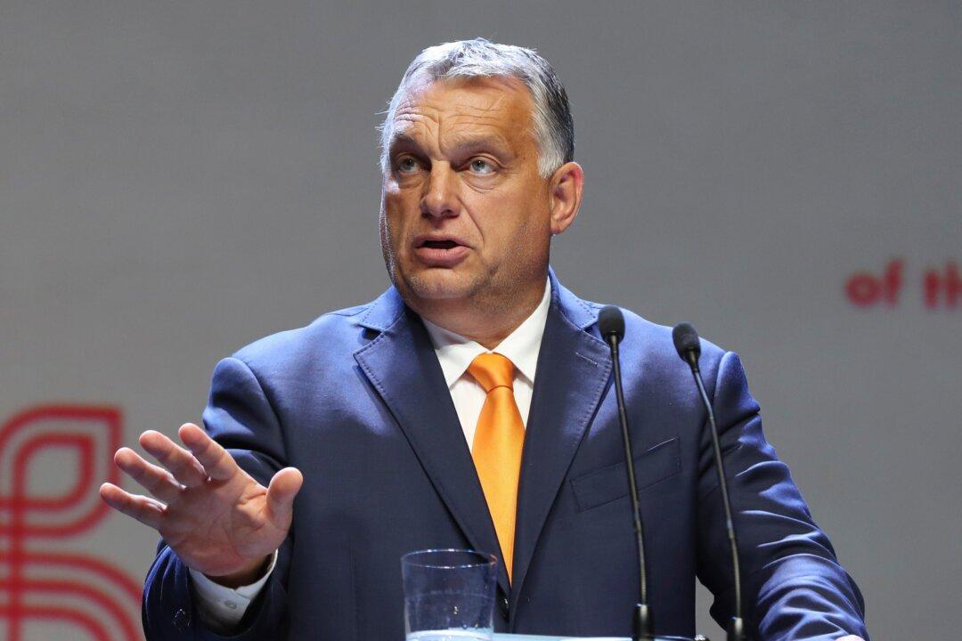 Twitter Temporarily Suspends Hungarian Government’s Account