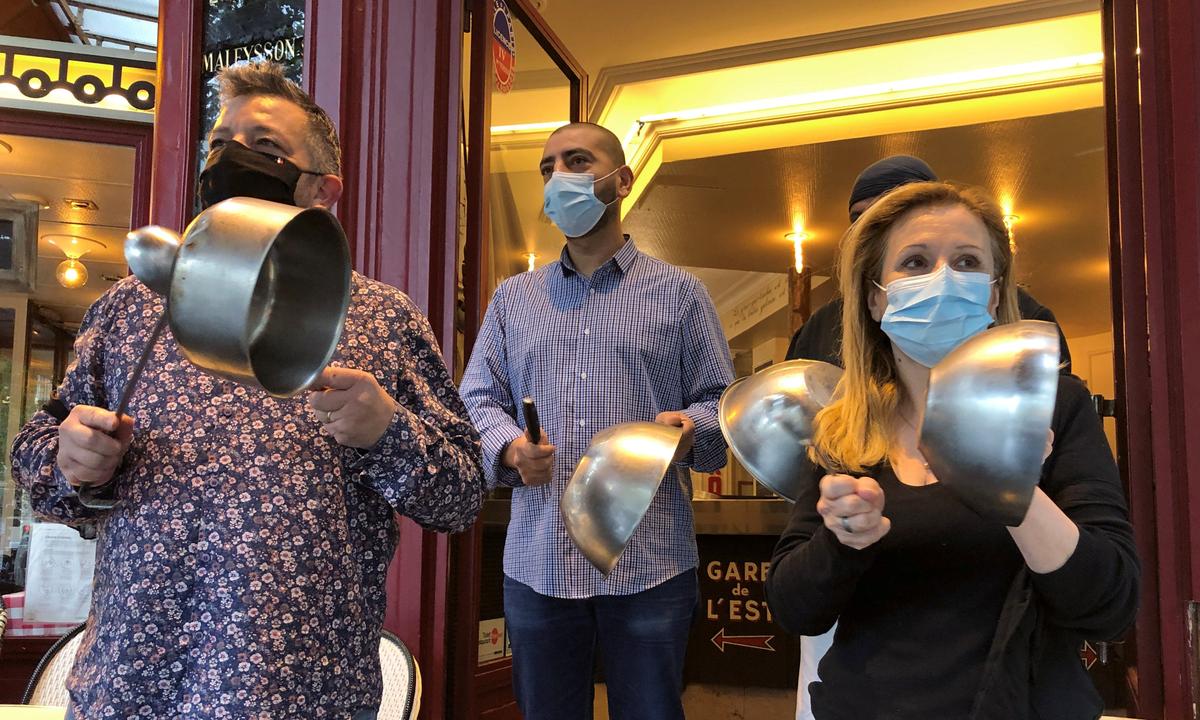 Restaurant Owners Protest in Paris Over Fears of COVID-19 Shutdown