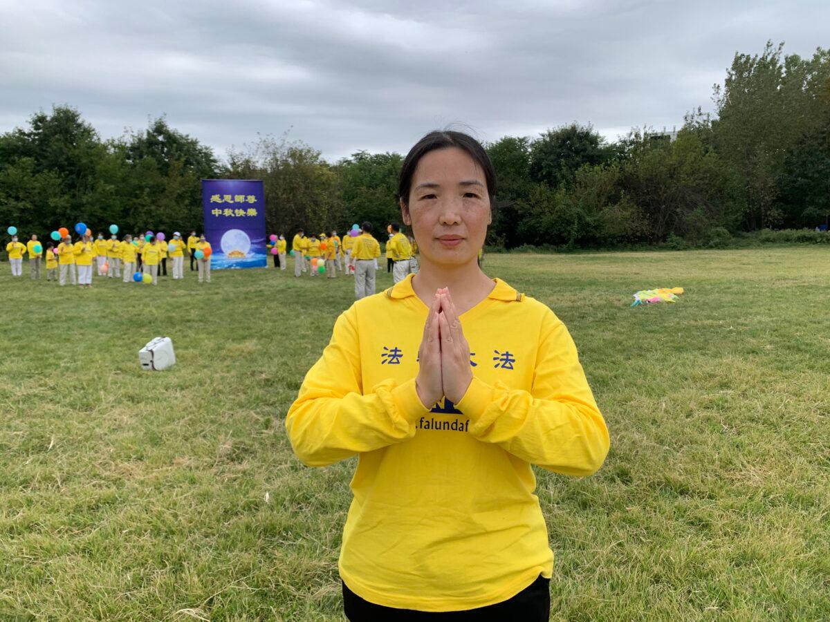 Falun Gong practitioner Xiao Ping at the Kissena Corridor Park in Flushing, New York, on Sept. 26, 2020. (Linda Lin/The Epoch Times)