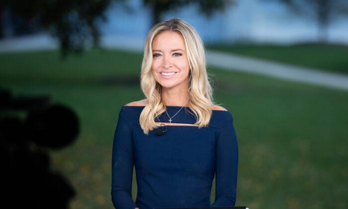 White House’s Kayleigh McEnany Says She’s Showing No Symptoms After COVID-19 Diagnosis