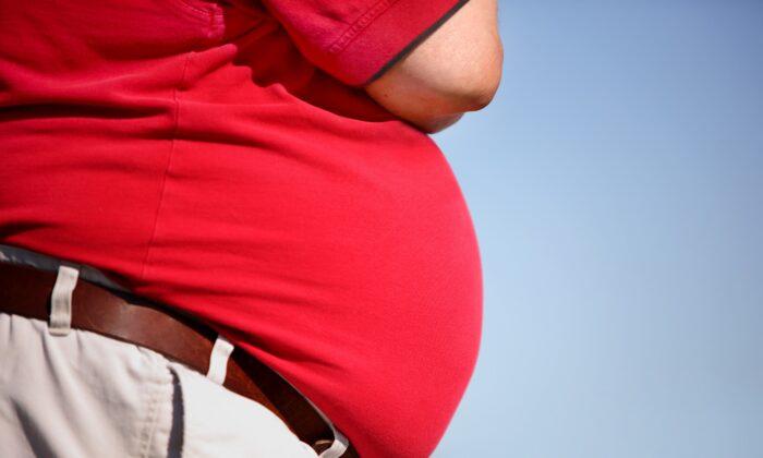 Research Finds Mothers Are Not the Only Expecting Parent That Need to Watch their Bellies