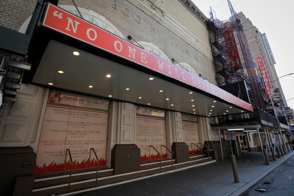 Broadway Theaters in NYC to Remain Closed Through Late May 2021
