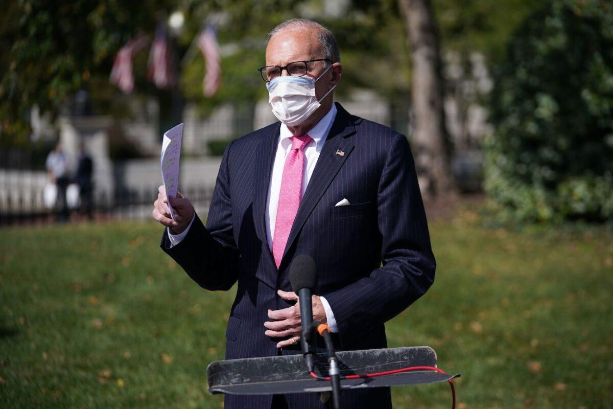  Director of the National Economic Council Larry Kudlow speaks to reporters outside of the White House, on Oct. 9, 2020. (Mandel Ngan/AFP via Getty Images)