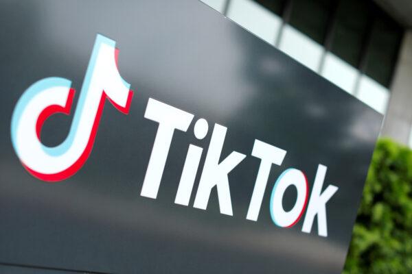 The TikTok logo is pictured outside the company's U.S. head office in Culver City, Calif., on Sept. 15, 2020. (Mike Blake/Reuters)