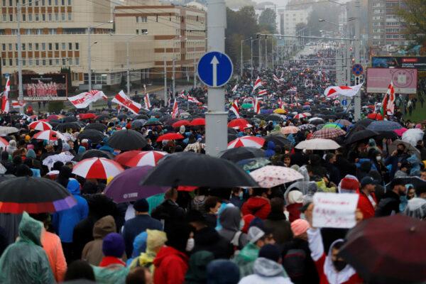 People attend an opposition rally to reject the presidential election results in Minsk, Belarus October 11, 2020. (Stringer/Reuters)