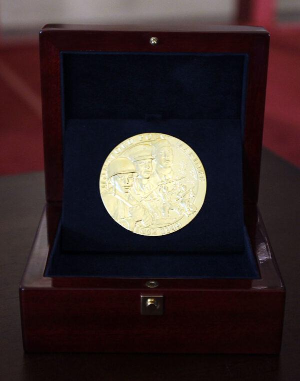  The Congressional Gold Medal is seen during a presentation ceremony at the Emancipation Hall of the Capitol Visitor's Center on Capitol Hill in Washington on June 27, 2012. (Alex Wong/Getty Images)