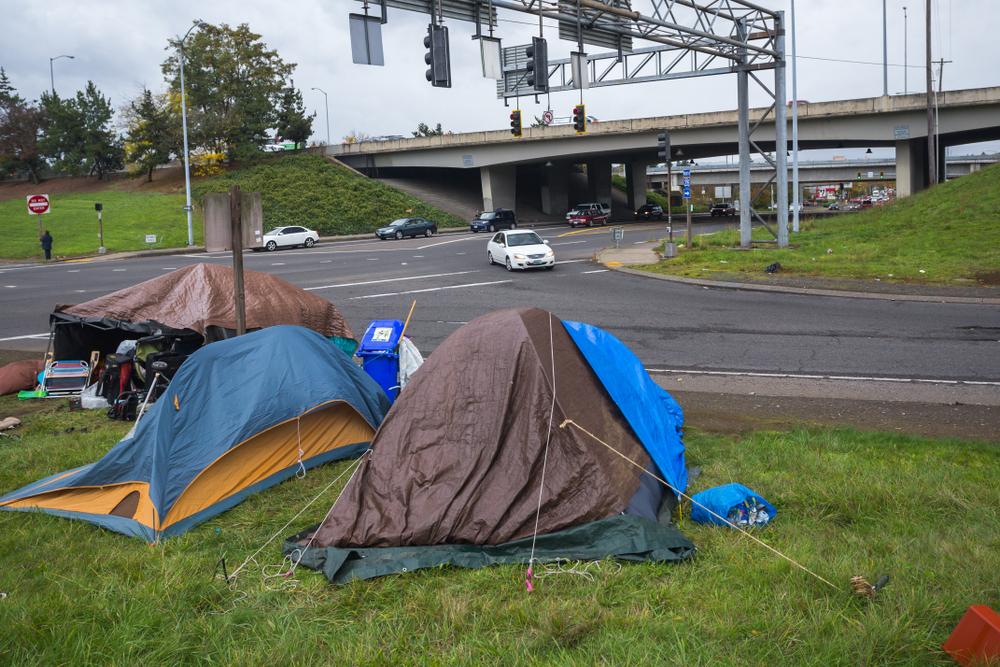 A pop-up homeless village at a city intersection in Portland, Ore. (Victoria Ditkovsky/Shutterstock)