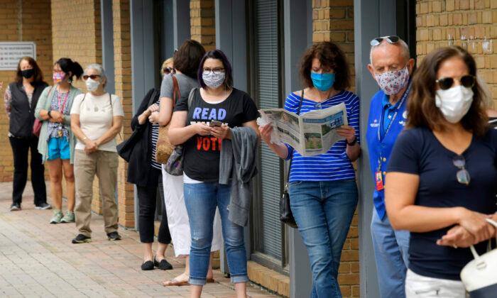 Advocates Sue to Extend Virginia Voter Registration Deadline After Technical Snag Interrupts Service