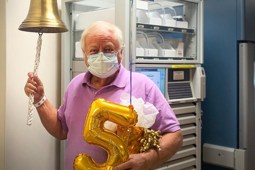 Stage 4 Pancreatic Cancer Survivor Beats 3 Percent Odds, Lives to Ring Victory Bell After 5 Years