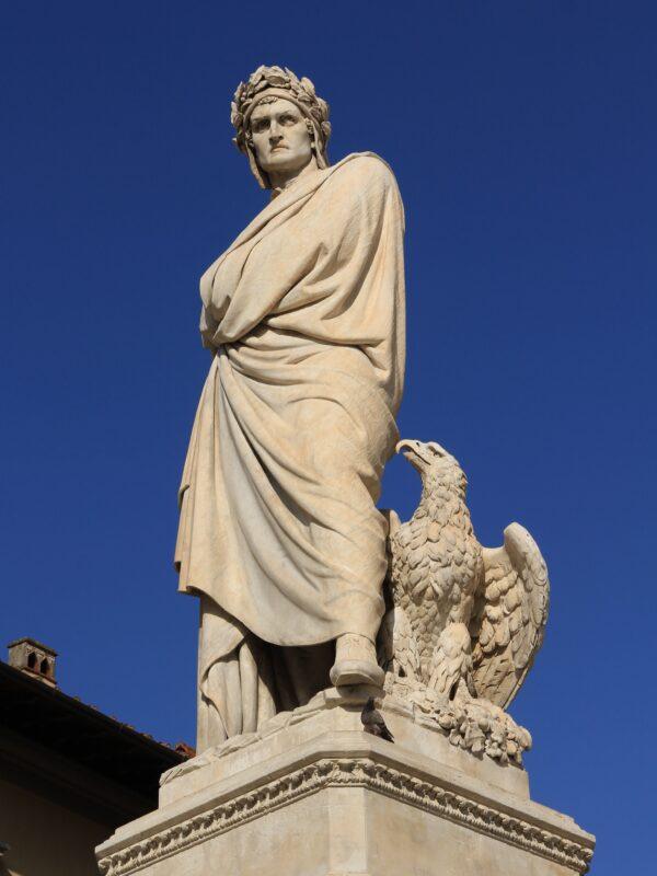 A statue of Dante Alighieri, 1865, by Enrico Pazzi, next to Santa Croce church in Florence, Italy. (Jörg Bittner (Unna) / CC BY-SA 3.0)