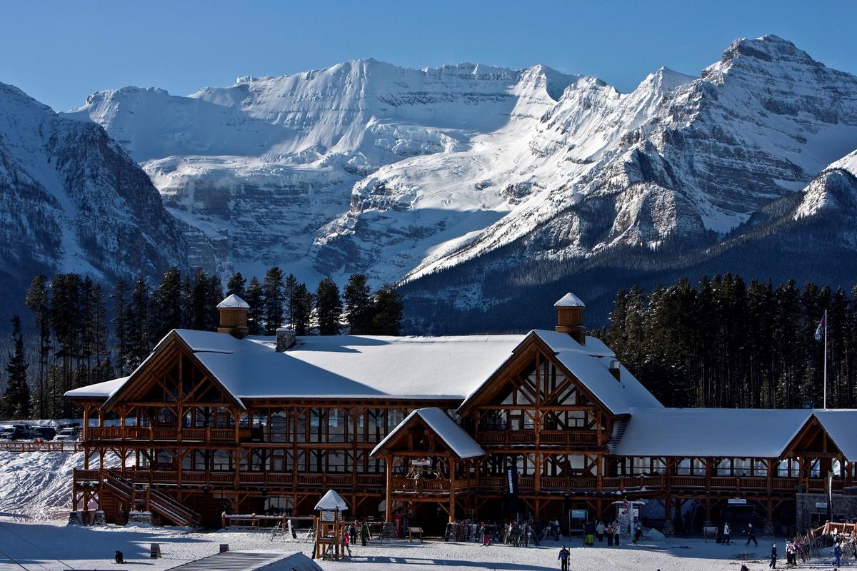 Canadian Ski Resorts Face Winter Without International Cash Cows