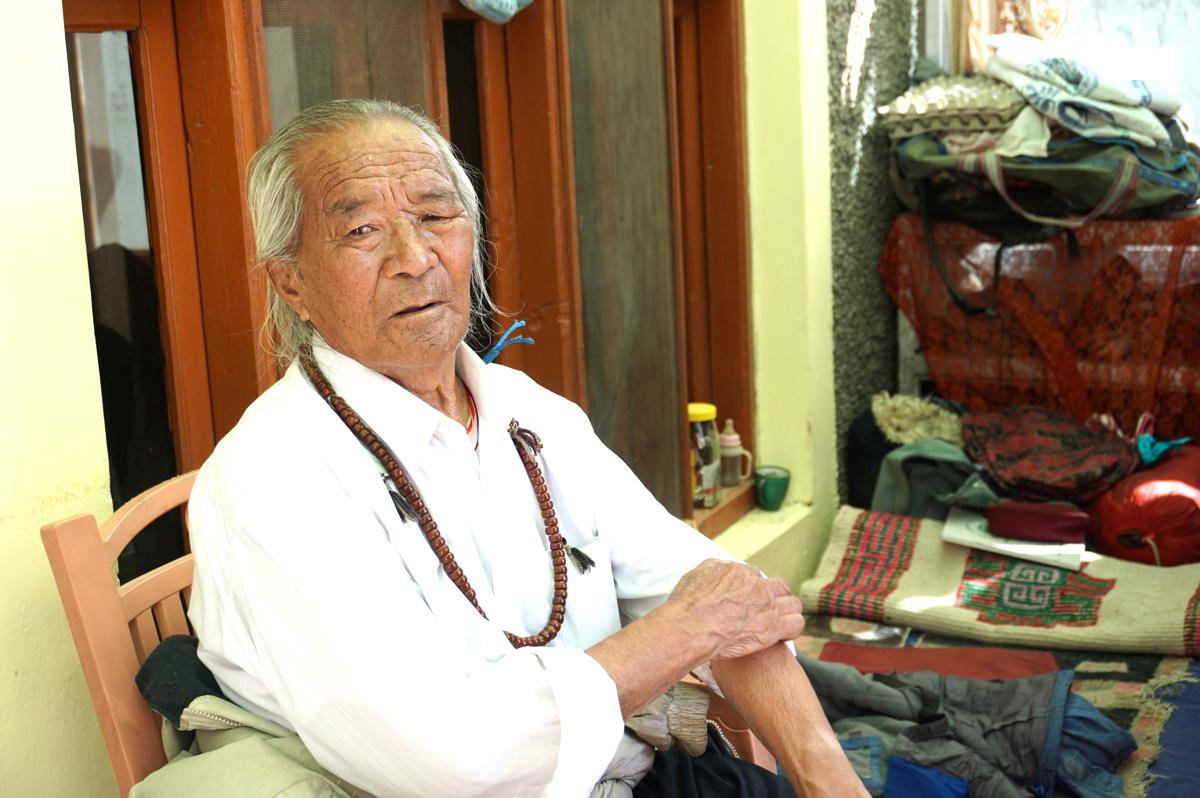 Lobsang Tempa, 91, in his home in the Tibetan refugee colony of Agling, in Leh, India on Oct. 18, 2020 (Venus Upadhayaya/Epoch Times)