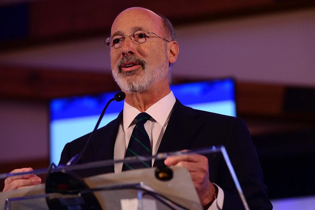 Pennsylvania’s Wolf Vetoes Bill Giving Restaurants Option to Operate at Full Capacity