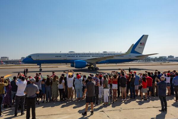 Supporters wait to greet President Donald Trump as Air Force One arrives at John Wayne Airport in Santa Ana, Calif., on Oct. 18, 2020. (John Fredricks/The Epoch Times)