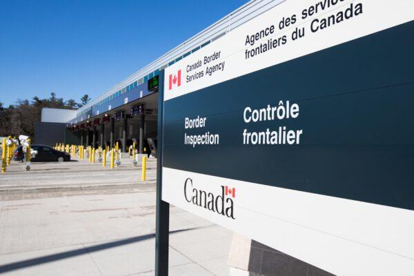 A vehicle enters a Canadian border station at the U.S.-Canada border crossing in Lansdowne, Ont., in a file photo. (Lars Hagberg/AFP via Getty Images)