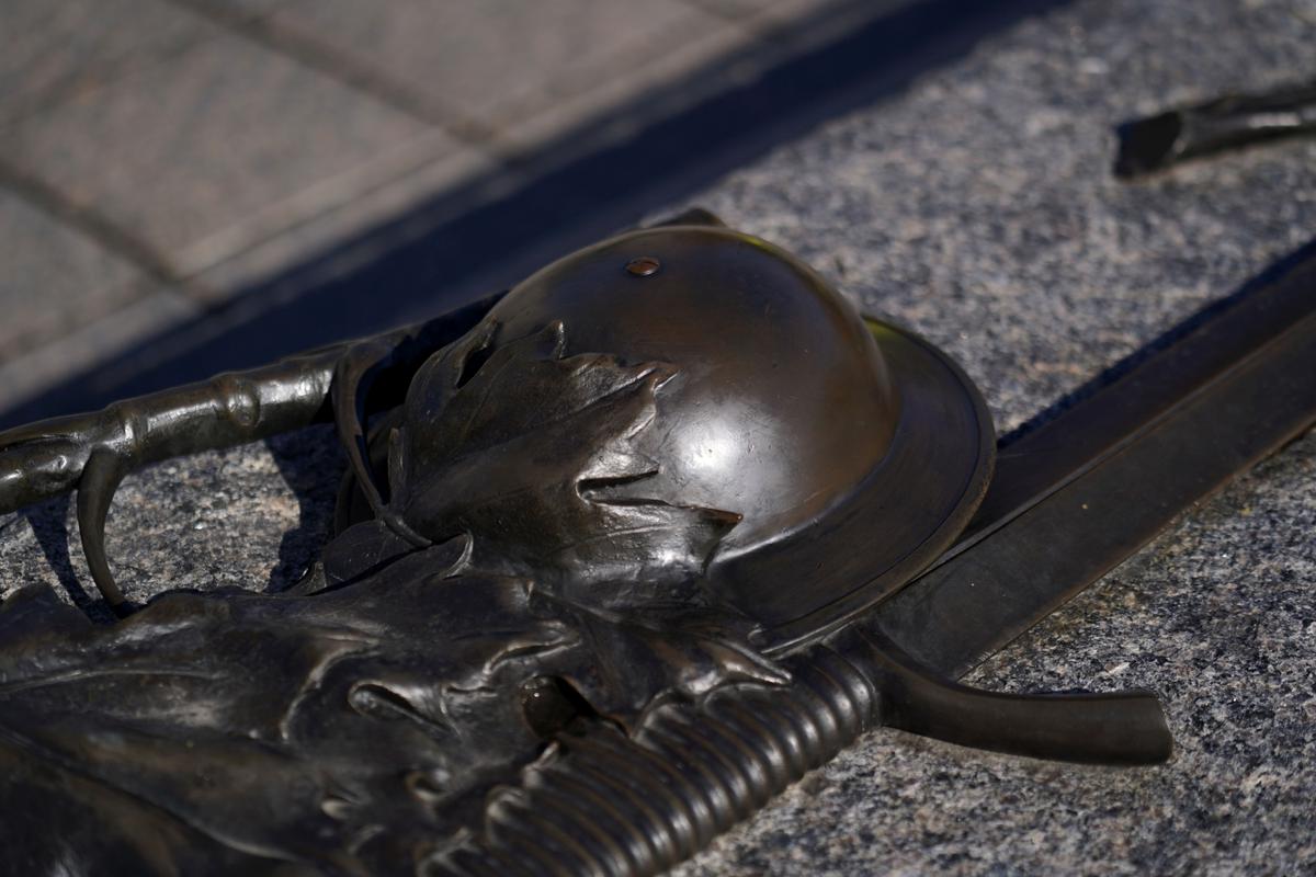 Police Investigating ‘Hate-Motivated Graffiti’ Engraved on National War Memorial in Ottawa