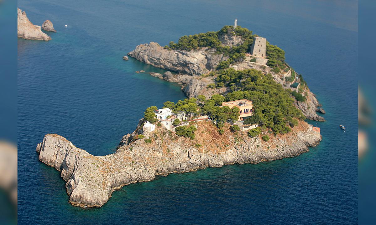 This Incredible Italian Island Is Shaped Just Like a Dolphin