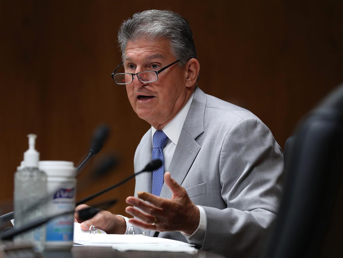 Joe Manchin to Vote ‘No’ on Barrett Supreme Court Nomination