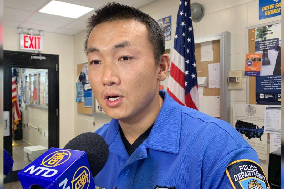 Federal Prosecutors Drop Case Against NYPD Officer Accused of Spying for China