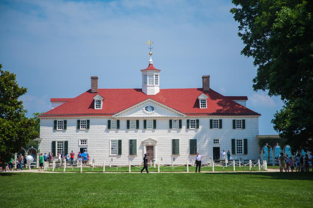 George Washington's home in northern Virginia, Mount Vernon. (Bob Pool/Shutterstock)