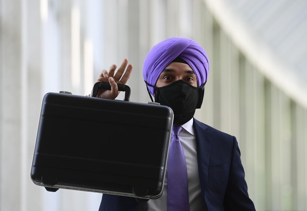 Innovation Minister Defends ‘Superclusters’ Following Critical Report